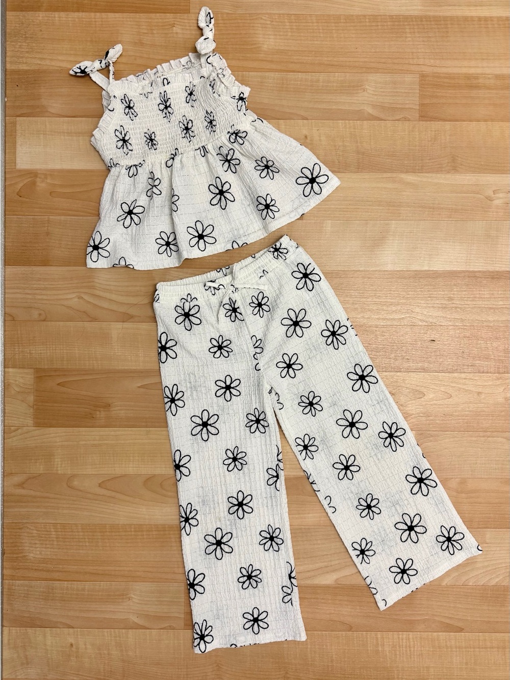 Derek Heart Girls Daisy Print Two Piece Set Size 6 Tie Strap